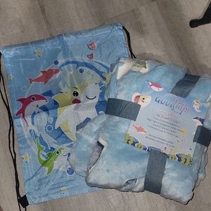 Kids Shark Blanket and Bag Set - Blue